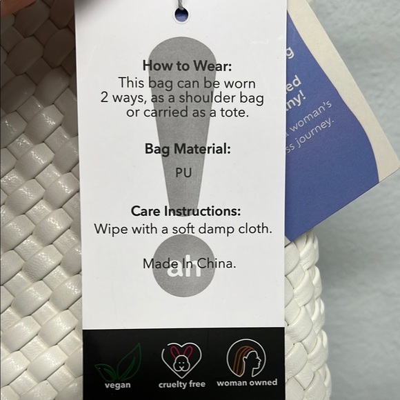 Ahdorned | Vegan Tote Bag w/ Lemon Removable Crossbody Strap ๐ - Picture 6 of 16